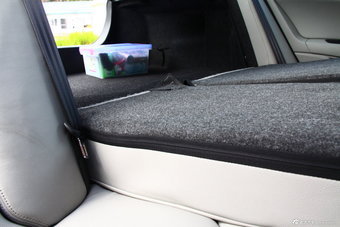 2012款B90手动豪华型