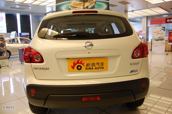 2011款逍客2.0L两驱CVT XV雷