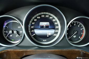 2014款奔驰E 300L