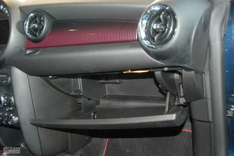 2011款MINI COOPER S CLUBMAN Hampton限量版