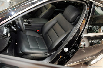 2012款奔驰E级实拍