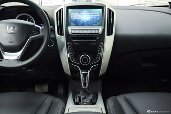2015款纳智捷优6 SUV 1.8T智尊型