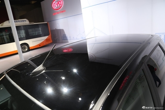 2014年第12届广州国际车展 图为：比亚迪e6先行者