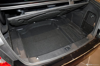 2012款奔驰E级实拍