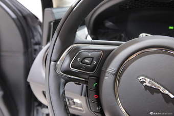 2015款捷豹XJL巴黎车展实拍