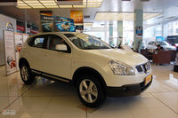 2011款逍客2.0L两驱CVT XV雷