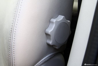 2012款B90手动豪华型