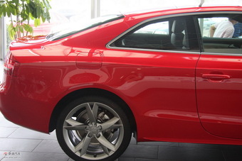  2010 Audi A5Coup é 2.0T Fashion Edition