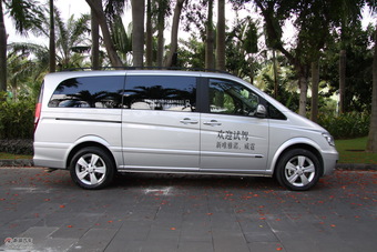 2011款奔驰唯雅诺-外观