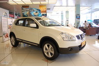 2011款逍客2.0L两驱CVT XV雷
