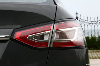 2012款B90手动豪华型