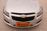 2012款科鲁兹1.6SL手动天地版 波尔红