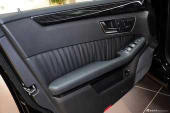 2012款奔驰E级实拍