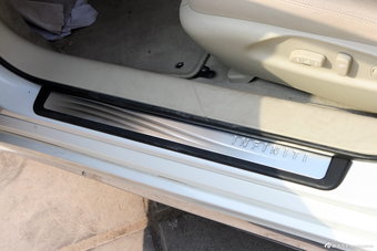 2012款英菲尼迪M35hL