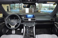 2016款雷克萨斯RC F 5.0L碳纤维版