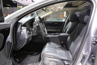 2015款捷豹XJL巴黎车展实拍