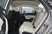 2015款悦翔V7 1.6L 手动乐尚型