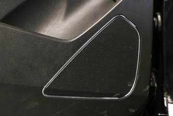 2015款宝骏560 1.8L手动精英型