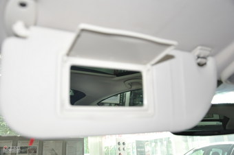 雪铁龙C4 1.6T 豪华版自动实拍