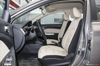 2015款悦翔V7 1.6L 手动乐尚型