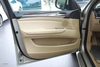 2011款宝马X6 XDrive35i