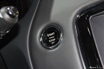 2016北京车展实拍：捷豹XJL