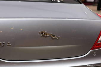 2015款捷豹XJL巴黎车展实拍