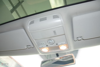 2011款一汽大众CC 1.8TSI自动豪华型