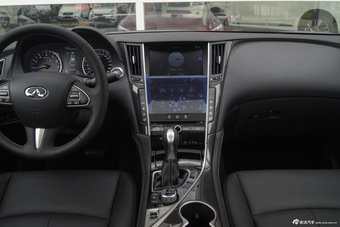 2015款英菲尼迪Q50L 2.0T自动舒适版