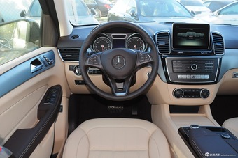 2015款奔驰GLE级320 4MATIC