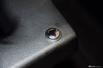 2012款奔驰E级实拍