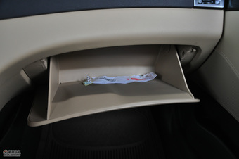 北京现代索纳塔八内饰图