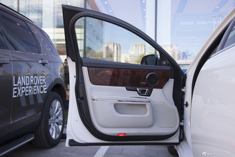 2014款捷豹XJL 3.0 SC四驱全景商务版