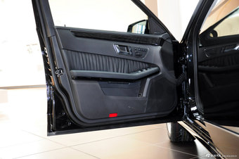 2012款奔驰E级实拍