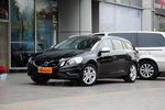 2013款沃尔沃V60 T6 R-Design个性运动版 魅惑蓝