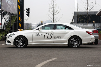 2015款奔驰CLS260 2.0T自动
