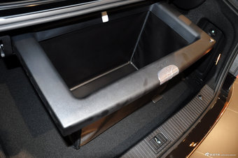 2012款奔驰E级实拍