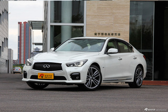 2015款英菲尼迪Q50L 2.0T自动运动版