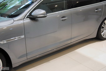 2011款捷豹XJL旗舰尊荣版