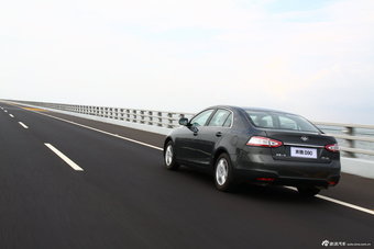 2012款B90手动豪华型