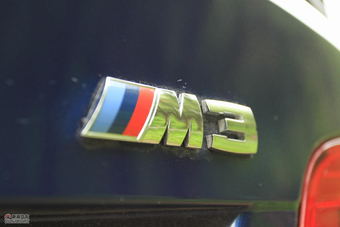 宝马M3碳纤车顶版