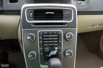 2012款沃尔沃S60