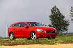 2013款沃尔沃V60 2.0T T5智尊版 激情红