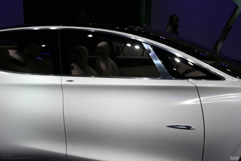 英菲尼迪Etherea混动概念车