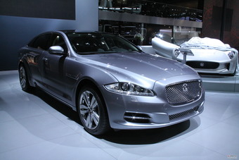 捷豹XJ全景商务车