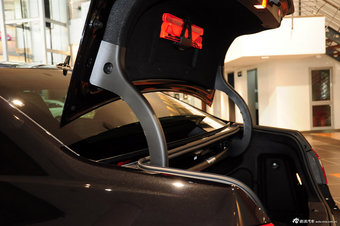 2012款奔驰E级实拍