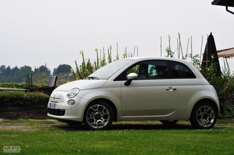 菲亚特500整体外观