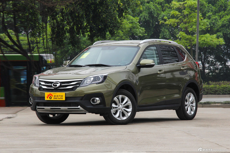 2015款传祺GS5 Super 2.0L手动两驱精英版