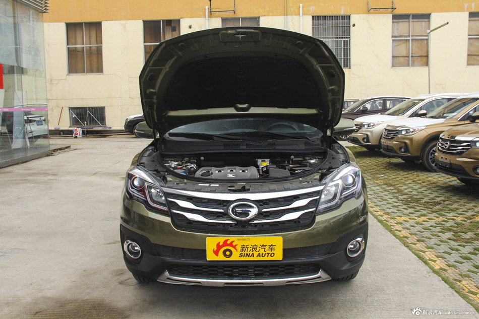 2015款传祺GS5 Super 2.0L手动两驱精英版