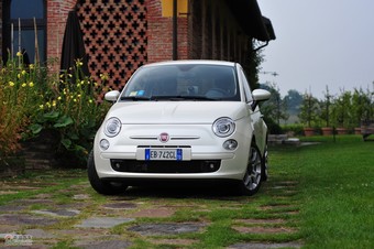 菲亚特500整体外观
